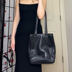 Vintage Black Leather Hampton Slim Tote Shoulder Bag Purse